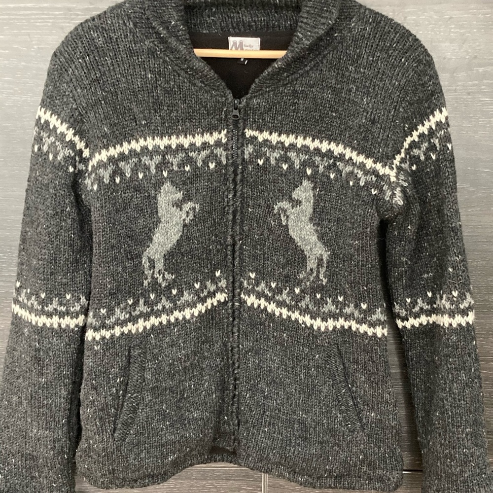 EUC Rocky Mountain Outfitters Grey Wool Fleece Lined Sweater Jacket Size…